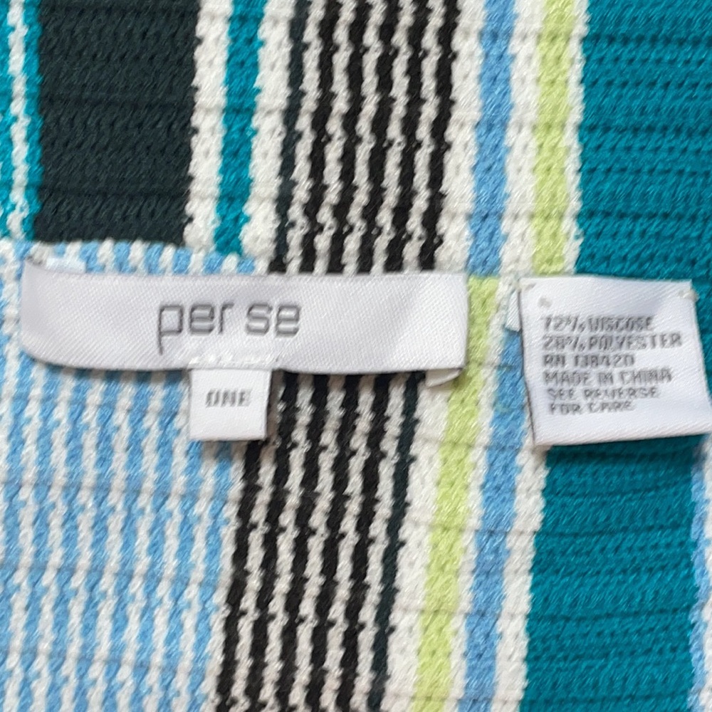 Per Se Patterned Scarf NWOT - Picture 6 of 7